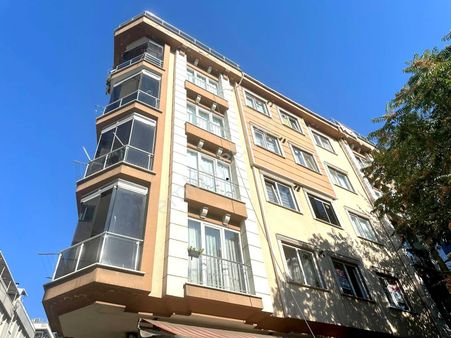 Salih Emlak 'tan Cadde Üzeri 3+1 Kredili Kullanışlı Daire