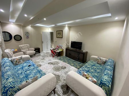 Yeşilyurt Mahallesinde Asansörlü Balkonlu Teraslı Yüklüklü 3+1/194 M2 Dubleks Daire 3.750.000 Tl