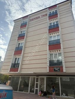 Pişkinoğlun'dan Bağlık Mah.küba Camii Yanında 2+1 Arakat Satılık