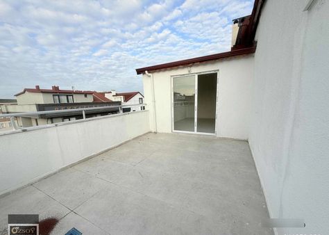 Çayırova Emkay Petrole Yakın Satılık3+1 Üst Dubleks