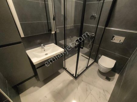 Emlak Dünyasından Küçükyalı Da Deniz Manzaralı Dubleks