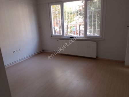 Yes Dos Gayrimenkul | Satılık 1+1 Yüksek Giriş Daire – Merkezi Konumda, Yatırıma Uygun