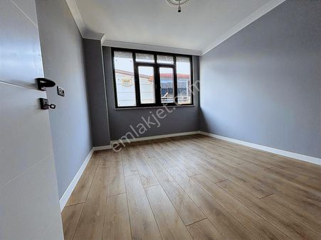 Darıca Sahile Yürüme Mesafesinde 2+1 Satılık Daire