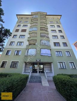 Ulubatlıhasan Mah. Buhara Sitesi Kiralık 3+1 Daire