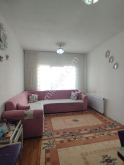 Zirvekent'te 85m2 2+1 Yapılı Balkonlu Salon Bağımsız Otoparklı Kot 1 Merkezi Sistem Satılık Daire