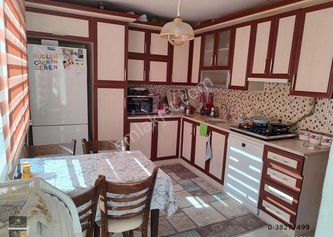 Kaya Emlak'tan Kemalpaşanın Merkezinde Yeni Adliye Yanı Satılık 3+1 Daire