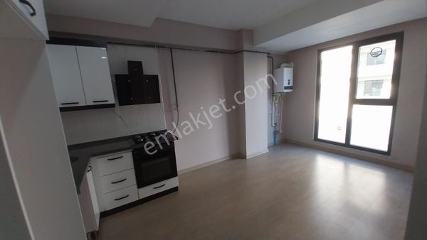 Ekşioğlu 'dan Tekirdağ Süleymanpaşa Atatürk Mah Belediyeye Yakın Satılık 2+1 Daire