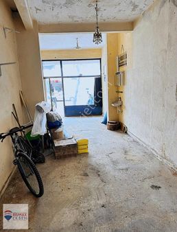 Maltepe Yalı Mahallesinde Kiralık Dükkan