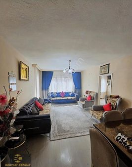 Serhat Cengiz Den Merkezi Lokasyon'da Satılık 3+1 Daire