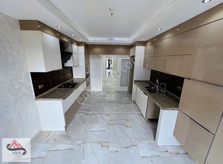 Menderes Mh. Park Cephe Yüksek Kat Çift Balkon E.bny U.lüx 4+1!!