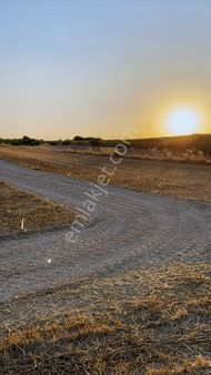 Köy Merkezinde İmar Planı İçerisinde Arsa Tapulu Muhteşem Arsa