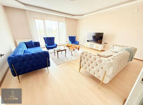 Doğukent Cad Üzeri Orman Manzaralı Full Lüks Yapılı Site Dairesi