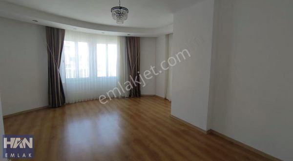 Han Emlak'tan Eski Belediye Arkasında Her Kat Tek Geniş 3+1