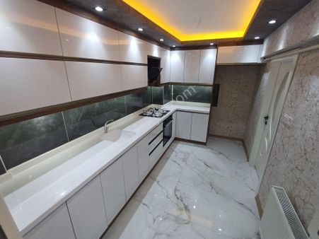 Sincan Plevne Mahallesinde Full Yapılı Satılık 3+1 Daire