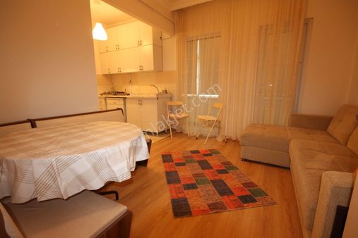 Anadoludan Bahçelievlerde 1+1 Katta Ful Mobilyalı