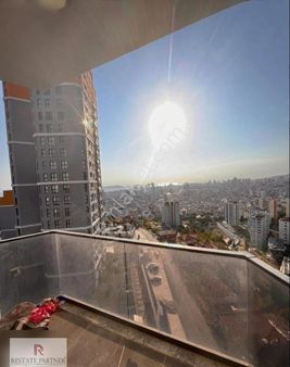 Kartal Dünya Şehir'de En Iyı Fıyat 3 +1 Ebeveyn Banyolu 7.2 M