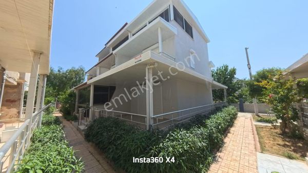 Bu Fiyata Yok...didim Çamlık Mahallesi Denize 150 Mt 4+1 Villa