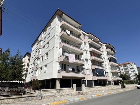 Araç Takasına Uygun Satılık Fatih Parkı Yanı 3+1yapılı Daire