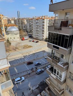 Nalçacıda Kiralık 3+1 Masrafsız Bakımlı Daire