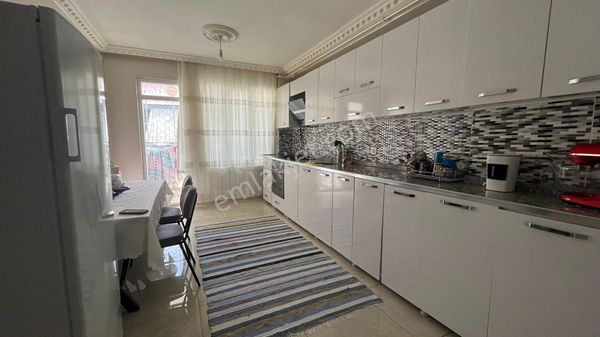 Hayat Gayrimenkulden Vakıfsız Satılık 3+1 Daire