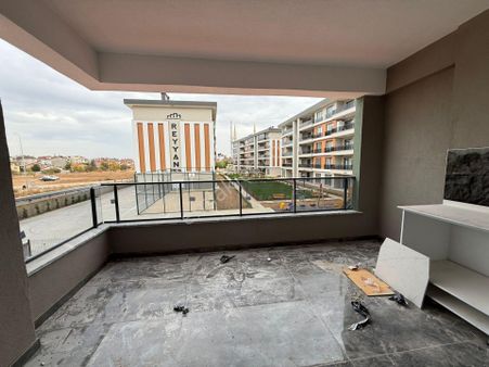 Dg Demir Sime Gayrımenkul Tarafından Satılık Daire Meram/ Aymanas Mh 3+1 Fırsat Daire