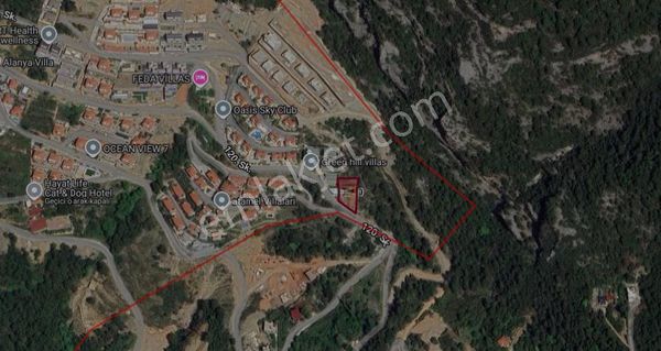 Alanya / Tepe Mahallesi Satılık Villa İmarlı Arsa