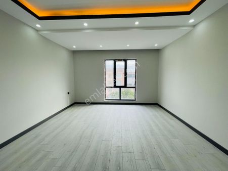 Güven'den Kapaklı'da Yerden Isıtmalı Araç Takasına Uygun 2+1 Ev