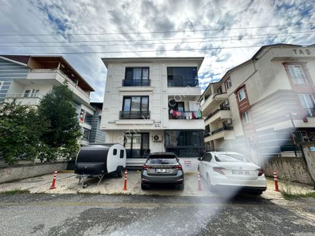 Remax Palas'tan Kartepe Ataevler Mah. 2+1 Kiralık Daire