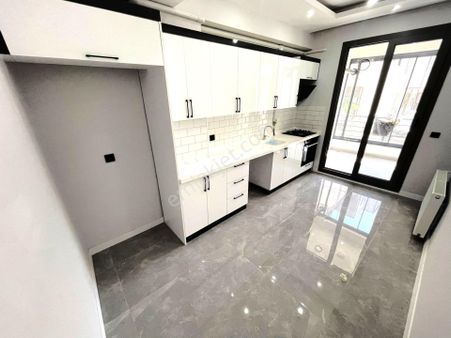 𝄞melodi'den Akçay Merkez'de Ön Cephe Ebeveyn Banyolu Ayrı Mutfaklı Deluxe 2+1 Daire