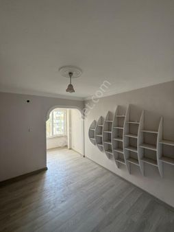 Restorasyonu Yapılmış 3+1 Katta Sitede Daire