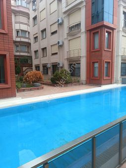 Bakırköy Florya Kiralık 4+1 Daire Havuzlu
