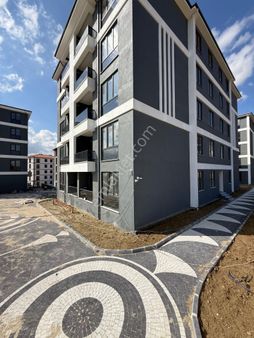 Silivri Mimar Sinan Mahallesinde 90m² 2+1 Satılık Daire