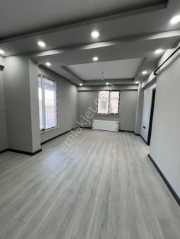 Çobançeşme Mah. Cemal Gürsel Bulvarı'nda 2+1 Oturuma Hazır Daire