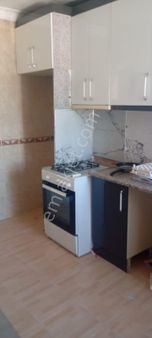 Eşrefpaşa Caddeye Yakın Geniş Kiralık Daire