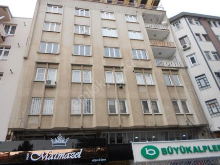 Şairfuzuli Cd. Satılık Büro