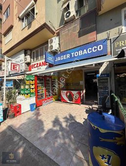 Cadde Üzerinde Fırsat Dükkan