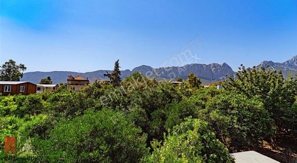 Konyaaltı Çakırlar Merkezde İçinde 3+1 Ev Olan 1701m2 Bahçe