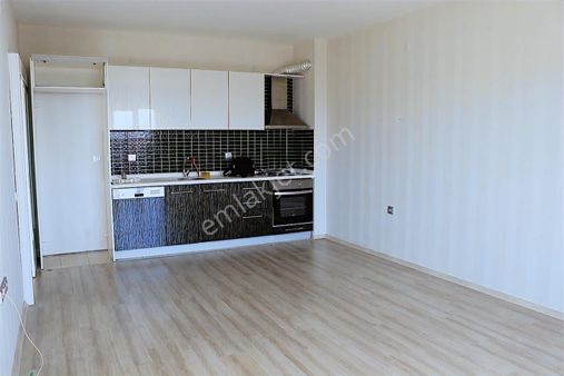 Fıratlife Sitesinde Kiralık 1+1 Daire