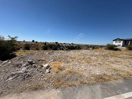 Turan Mahallesinde Satılık Manzaralı Temiz Köşe Villa Parseli