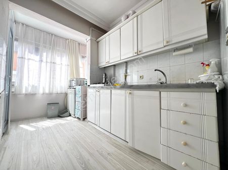 Cantan Emlaktan Akçay Altınkumda Pazar Sokağında Denize 150mt Ön Cephe Kombili Daire