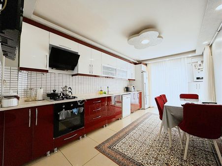 Kanuni Mahallesin'de Ara Katta Yeni Binada Masrafsız 3+1 Daire