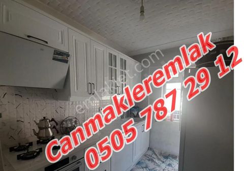 Canmakler Emlak'tan Ara Kat Asansörlü Geniş 3+1 Satılık Daire