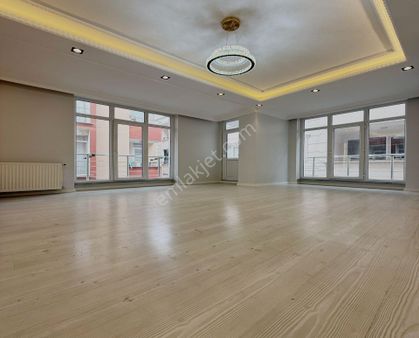 Soft Yapı'dan Metrobüsün Dibi Krediye Uygun İskanlı Ultra Lüks Satılık Daire