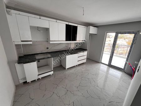 Altındağ - Feridun Çelik Mahallesinde Ara Katta 3+1 Satılık Sıfır Daire !!!