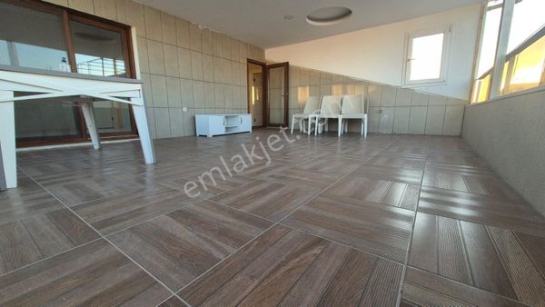 3+1 Ayrı Mutfak 8 Yaşında Dubleks Daire Kat Mülkiyetli İskanı Var