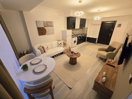 Özmecaz'dan Kınıklı Mah. 1+1 60m2 Balkonlu Asansörlü Full Kredi İmkanlı Lüks Apart