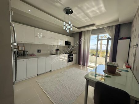 Bağcılar Bölgesi Havalanı Kavşağı Cıvarı Siverek Yolu Üzerinde