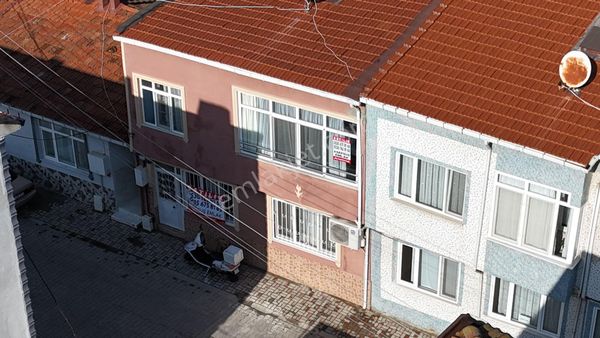 Plevne Mahallesinde Satılık 2 Katlı Bina 3. Kat Hazır Durumda