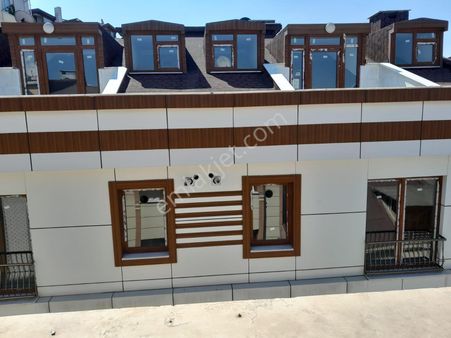 Bayrampaşa Muratpaşa Mah.satılık Asansörlü 2+2 Sıfır Dubleks