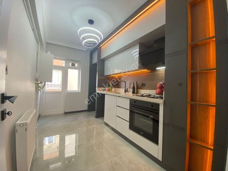 Pursaklar Nasip Emlak'tan Tam Merkezi Yerde Fuul Yapılı Masrafsız 3+1 Daire